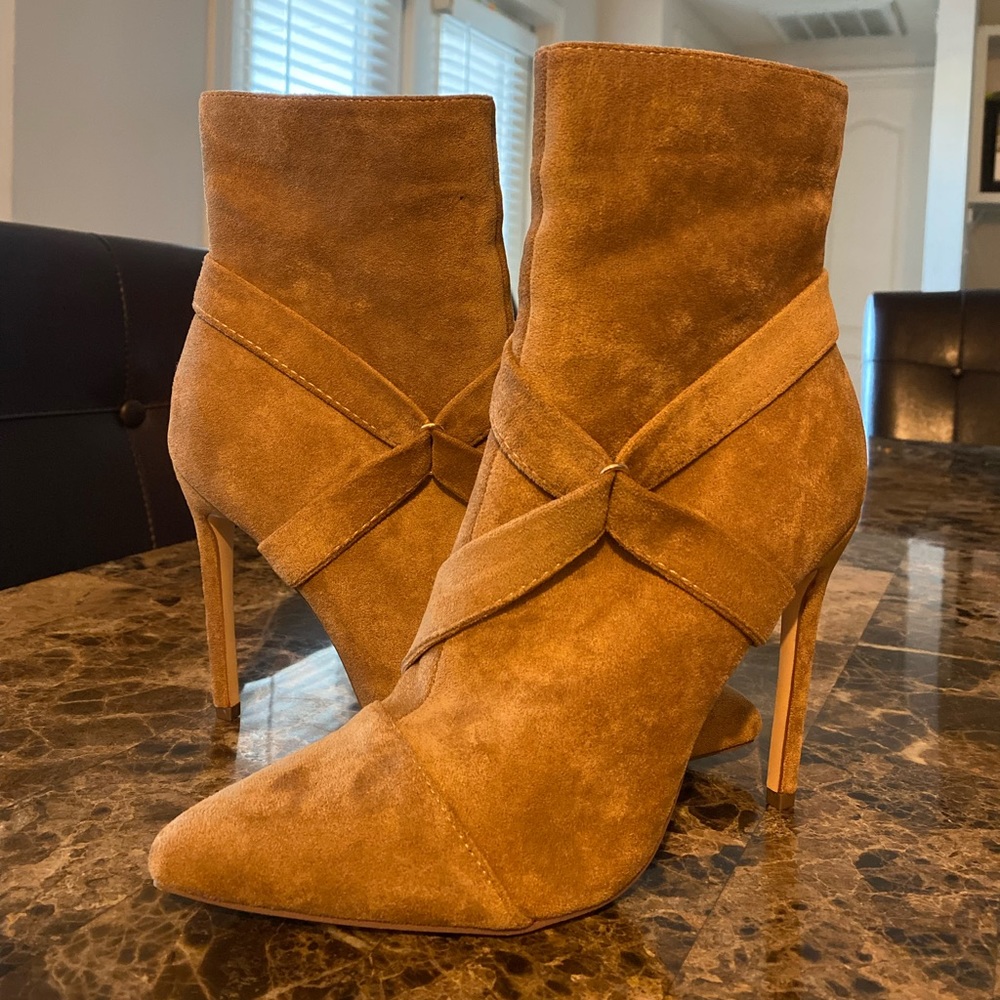 STILLETO HEEL BOOTS